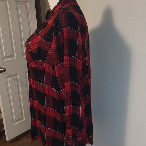 Torrid Red and Black Plaid Shirt - Picture 2 of 6